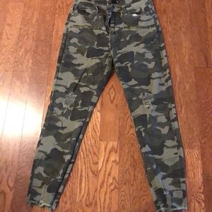 Camo Skinny Jeans